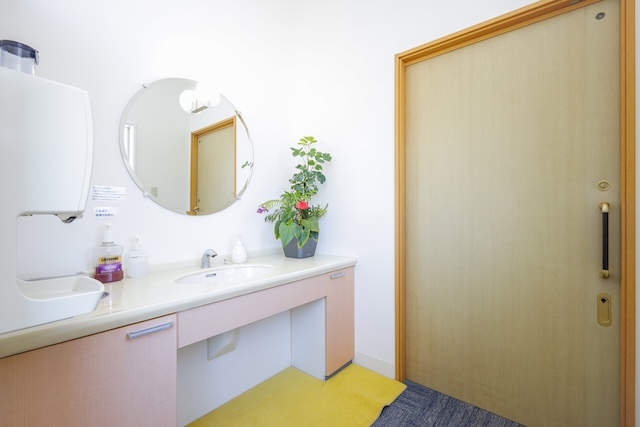 パウダールーム