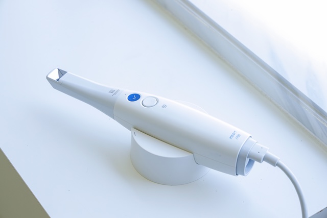 口腔内スキャナー